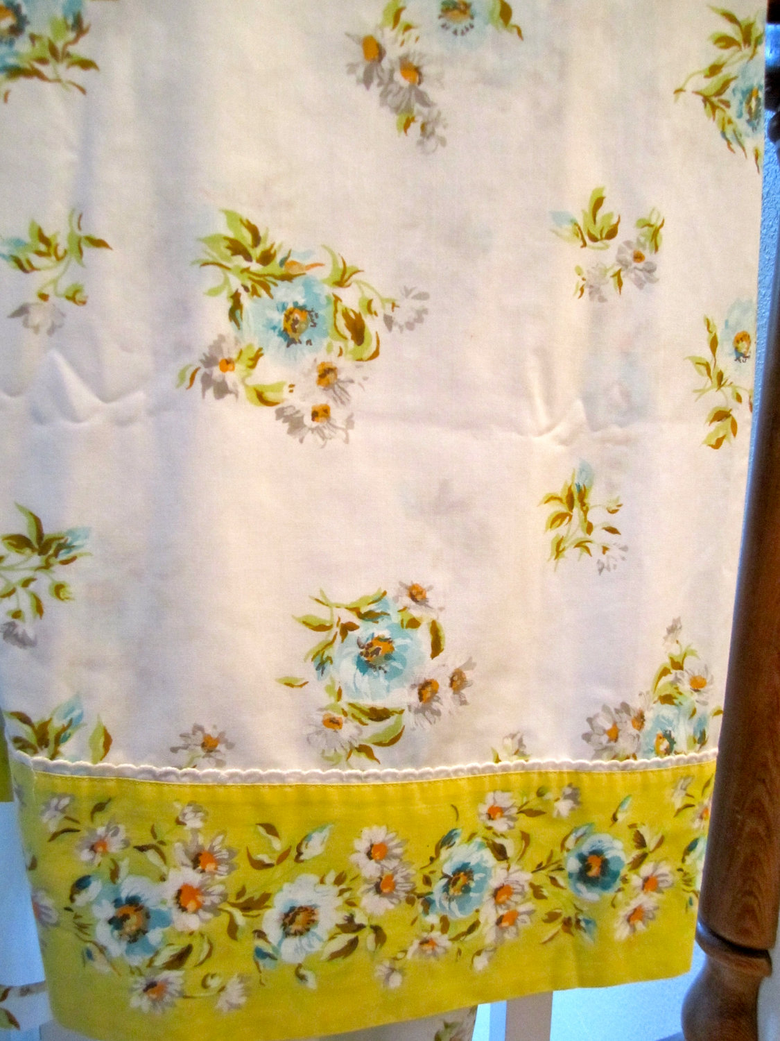 Full Flat sheet vintage yellow white and blue tourquoise floral print eyelet trim il fullxfull 298013145 Vintage Finds of the Week March 5th