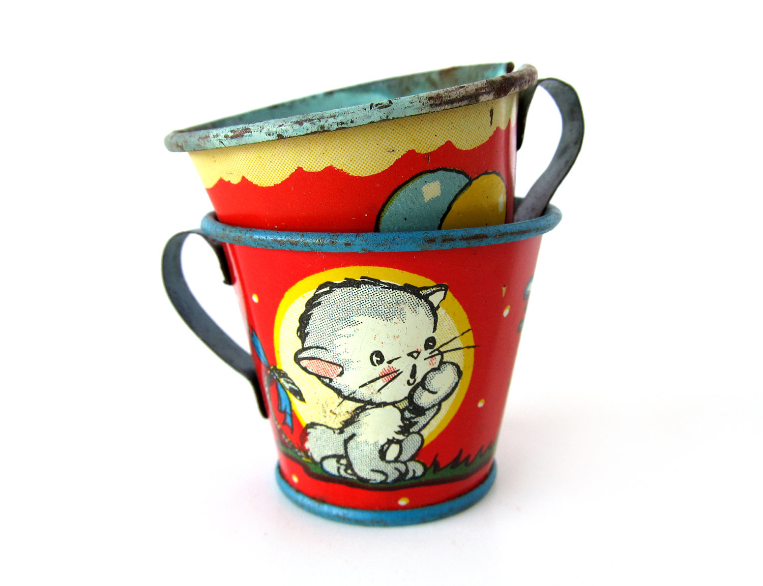 Kitten & Balloons RED Tin Teacups il fullxfull 299030380 Vintage Finds of the Week March 5th