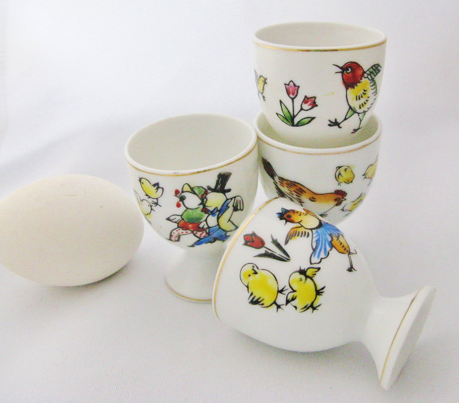 Set of 4 Colorful Vintage Made in Japan Egg Cups il fullxfull 2726629871 Favorite Vintage Finds of the Week May 21st