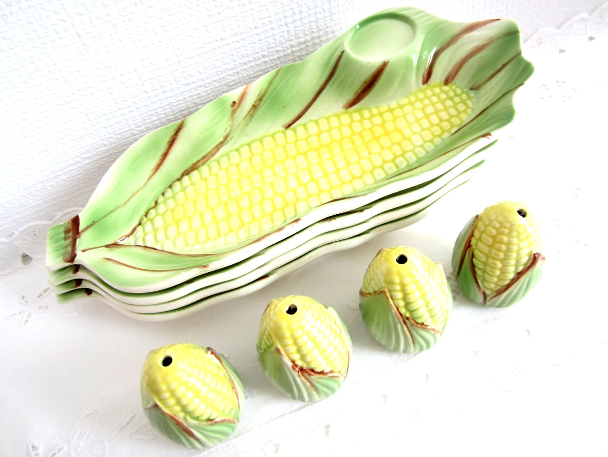 Vintage Handpainted Corn on the Cob Serving Set Trays with Salt Shaker, Yellow Green Summer Fun il fullxfull 322501462 Vintage Finds of the Week May 14th