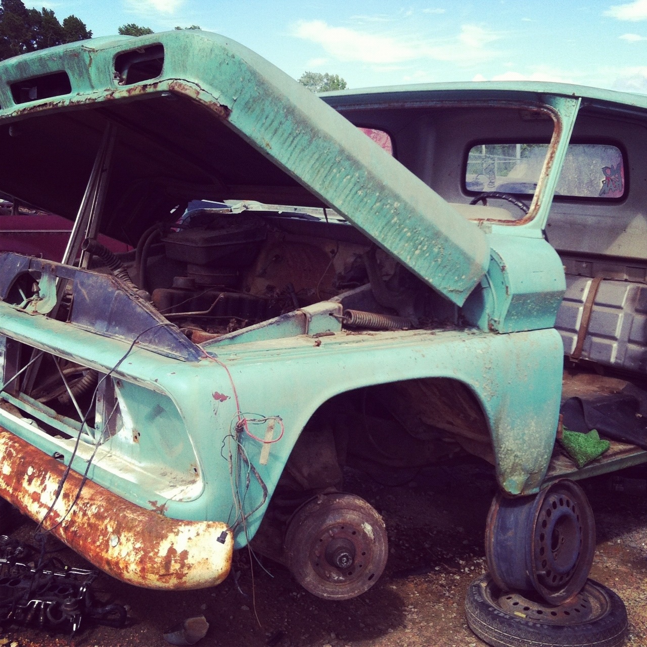 I Heart Instagram & The Junkyard 20120601 120922 I Heart Instagram & The Junkyard