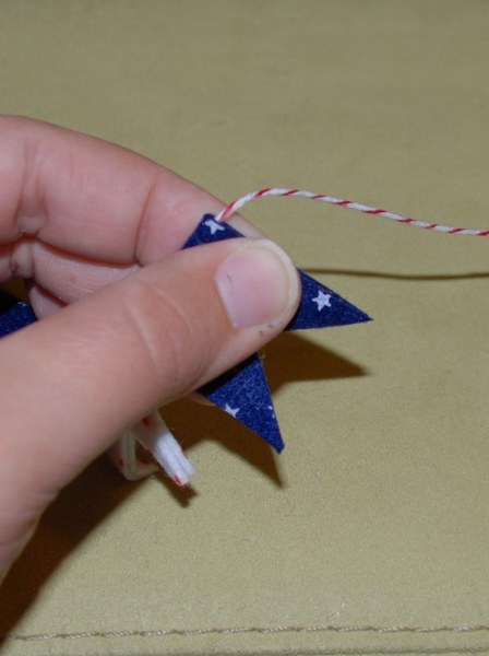 DSC_0196_448x600 dsc 0196 448x600 DIY Patriotic Mini Bunting