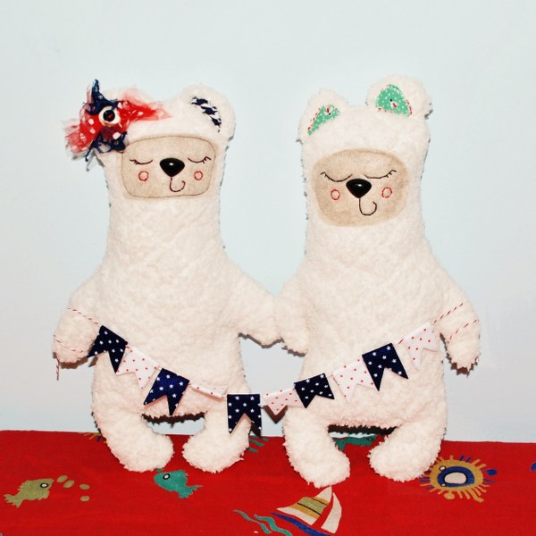 DSC_0249_600x600 dsc 0249 600x600 DIY Patriotic Mini Bunting