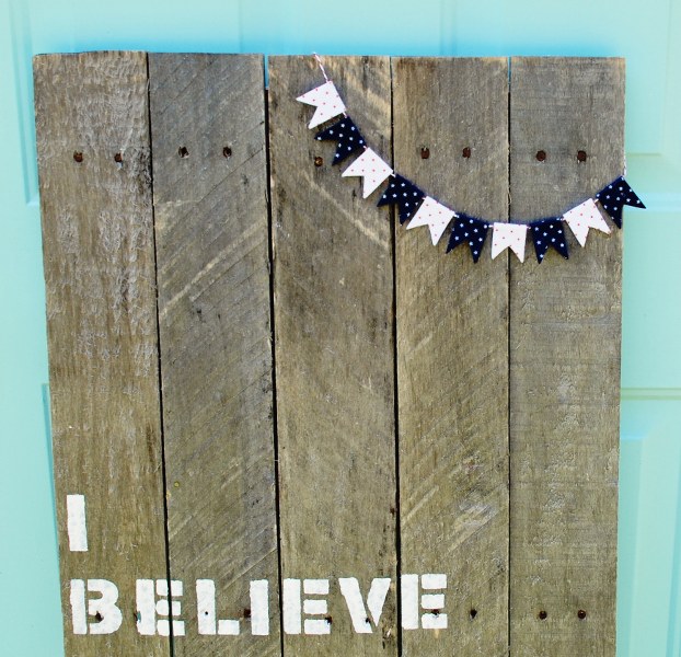 DSC_0264_622x600 dsc 0264 622x600 DIY Patriotic Mini Bunting