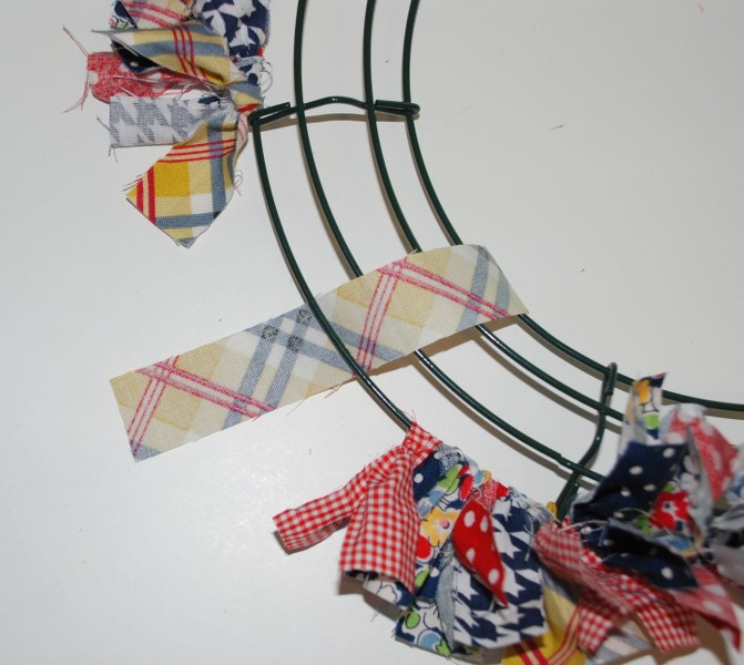 DSC_0065_671x600 dsc 0065 671x600 DIY Summer Rag Wreath