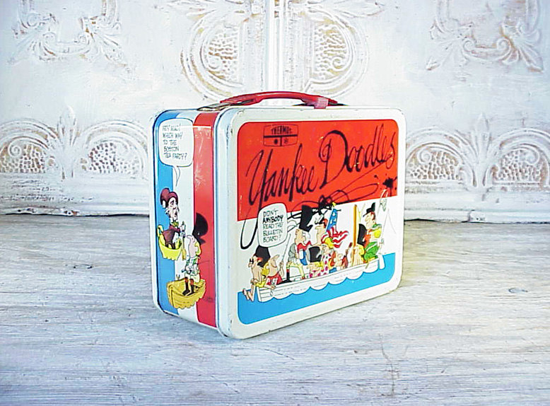 Vintage Yankee Doodle Comics Lunchbox il fullxfull 351486794 Favorite Vintage Finds of the Week July 2nd