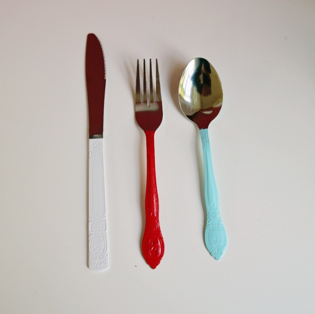 IMG 0251 copy 1203x1200 1024x1021 DIY Painted Silverware