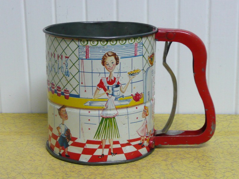 RARE 1950s Androck Three Screen Hand Sifter with Red Metal Handle, Collectible il fullxfull 339658774 800x600 Favorite Vintage Finds of the Week September 3rd