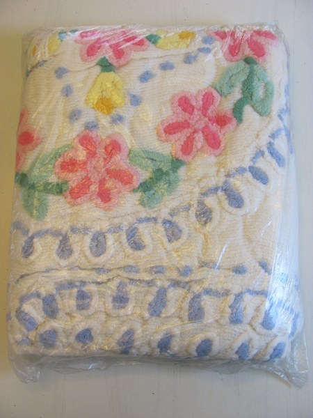 Vintage Chenille Twin Bedspread Pink Flower il fullxfull 354132852 5aon 450x600 Favorite Vintage Finds of the Week September 17th