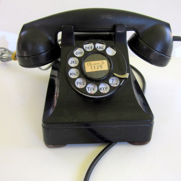 1950s Lucy Telephone Western Electric Model 302 Black Bakelite Phone il fullxfull 368427497 al1h 599x600 Favorite Vintage Finds of the Week October 22nd