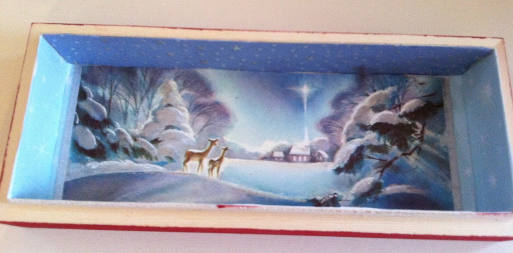 IMG 4804 1600x792 1024x506 DIY Cute Vintage Christmas Card Boxes