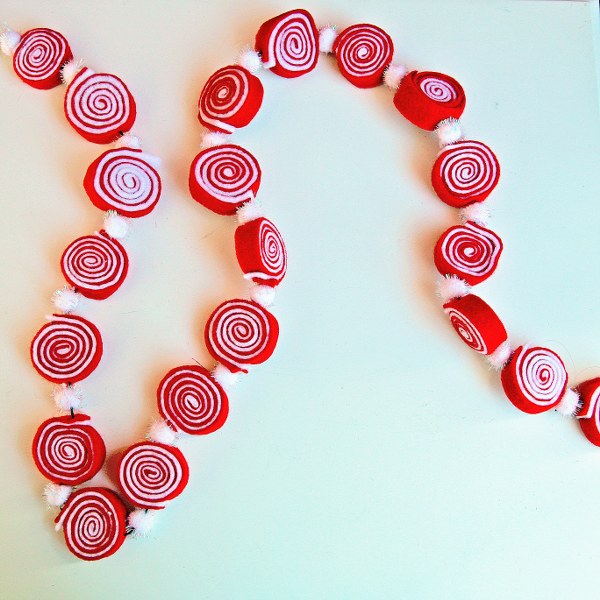 IMG_5611_600x600 IMG 5611 600x600 DIY Felt Peppermint Garland