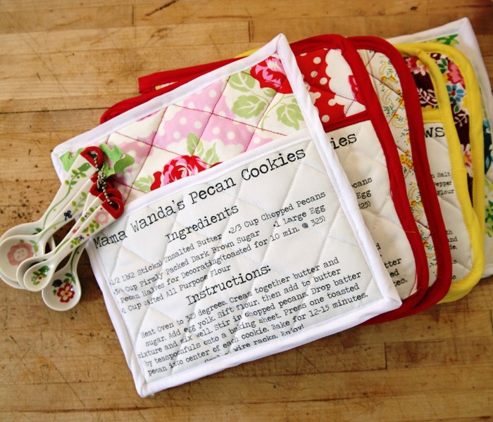 IMG_8610_700x600 IMG 8610 700x600 12 Days of Handmade Gifts DIY Recipe Potholders