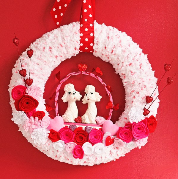 IMG_0496_599x600 IMG 0496 599x600 14 Days of Love Valentines Yarn Wreath