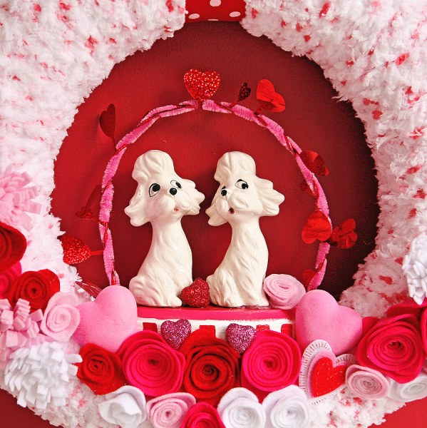 IMG_0499_599x600 IMG 0499 599x600 14 Days of Love Valentines Yarn Wreath