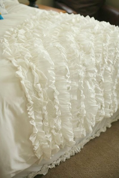 final 11 web_400x600 final 11 web 400x600 Warm and Cozy DIY Blanket Round Up