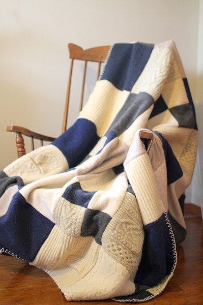 finishedblanket_399x600 finishedblanket 399x600 Warm and Cozy DIY Blanket Round Up