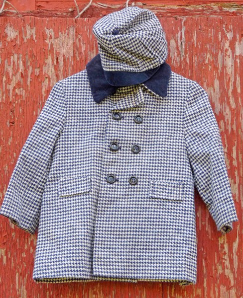 Kids Wool and Velvet Pea Coat and Hat Set 1950s Size 3T 4T in Navy Royal Blue il fullxfull.385606603 5951 488x600 Favorite Vintage Finds of the Week January 14th