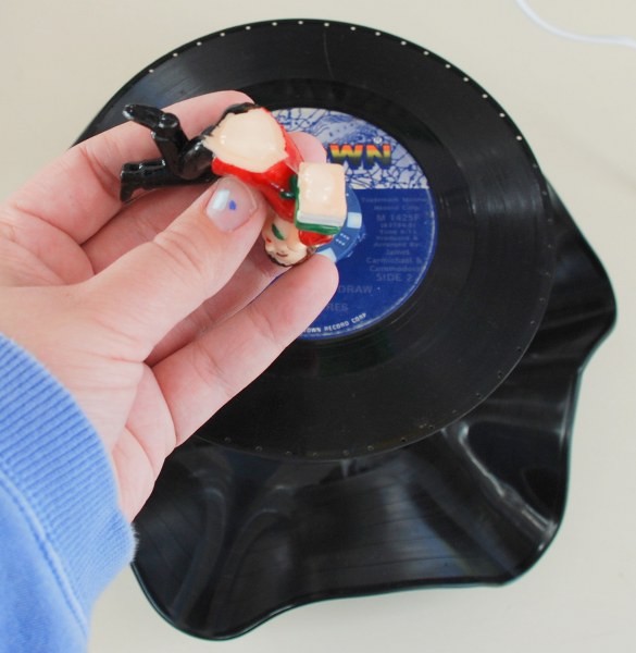 DSC_0085_585x600 DSC 0085 585x600 Upcycled Record Earring Organizer