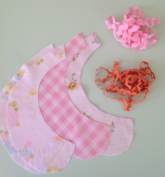 IMG_0855_559x600 IMG 0855 559x600 DIY Spring Peter Pan Collar from Vintage Sheets