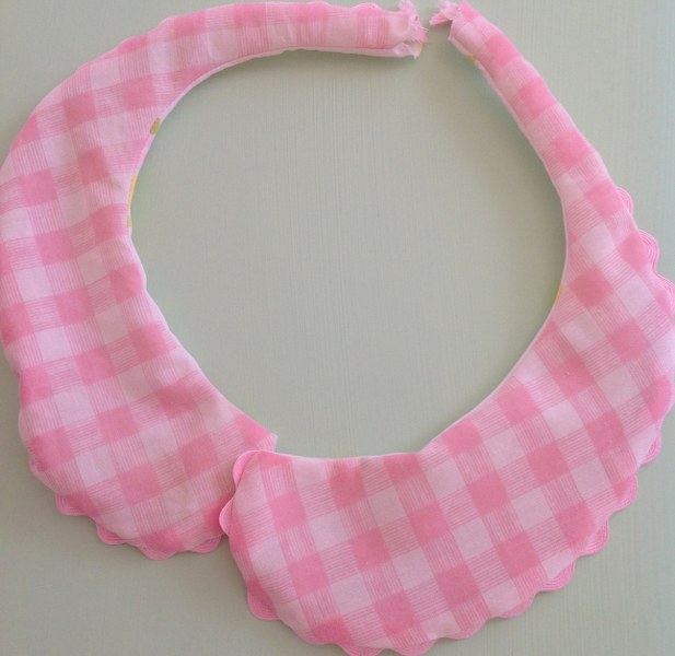 IMG_0862_617x600 IMG 0862 617x600 DIY Spring Peter Pan Collar from Vintage Sheets
