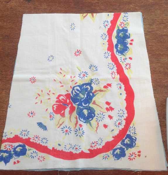 IMG_1018_574x600 IMG 1018 574x600 Repurposed Vintage Tablecloth Cross Body Tote