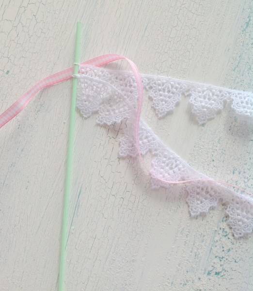 IMG_1062_522x600 IMG 1062 522x600 DIY Lace Trim Cake Bunting