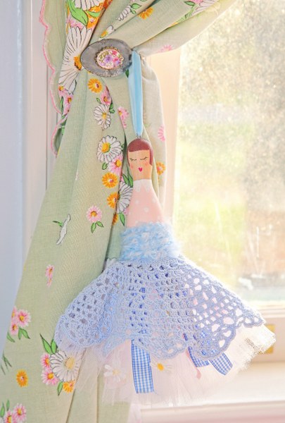IMG_2468_405x600 IMG 2468 405x600 DIY Sweet Southern Belle Tassels