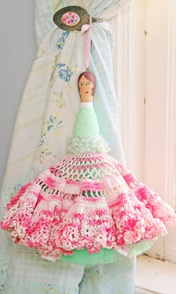 IMG_2476_360x600 IMG 2476 360x600 DIY Sweet Southern Belle Tassels