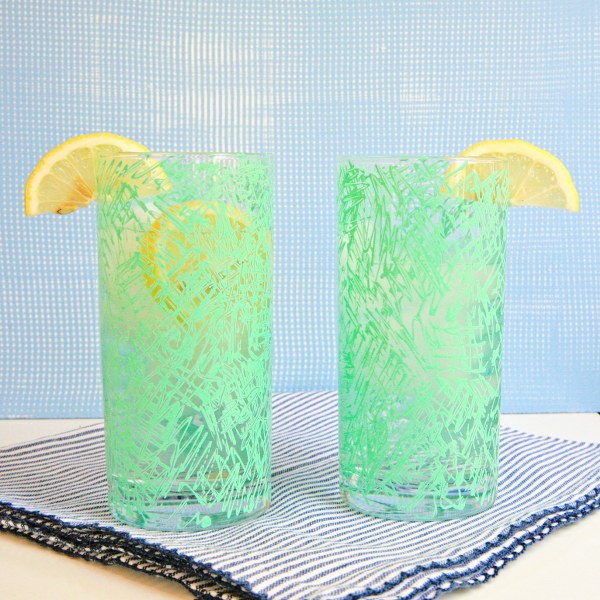 IMG_2525_600x600 IMG 2525 600x600 DIY Retro Scribble Painted Glassware