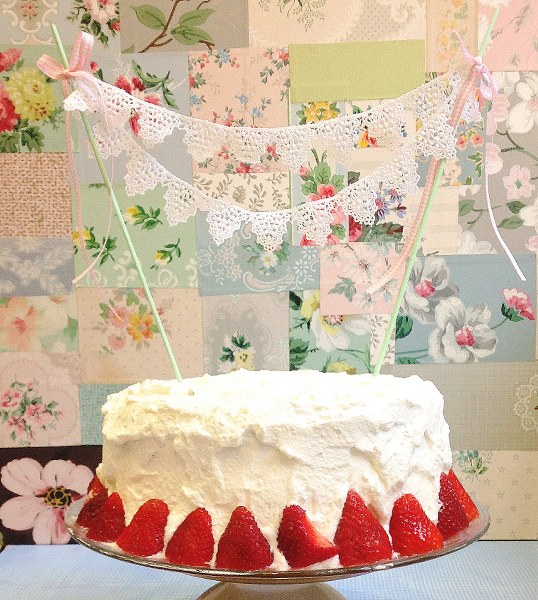 IMG_1332_538x600 IMG 1332 538x600 Spring Recipe Strawberry Yum Yum Cake